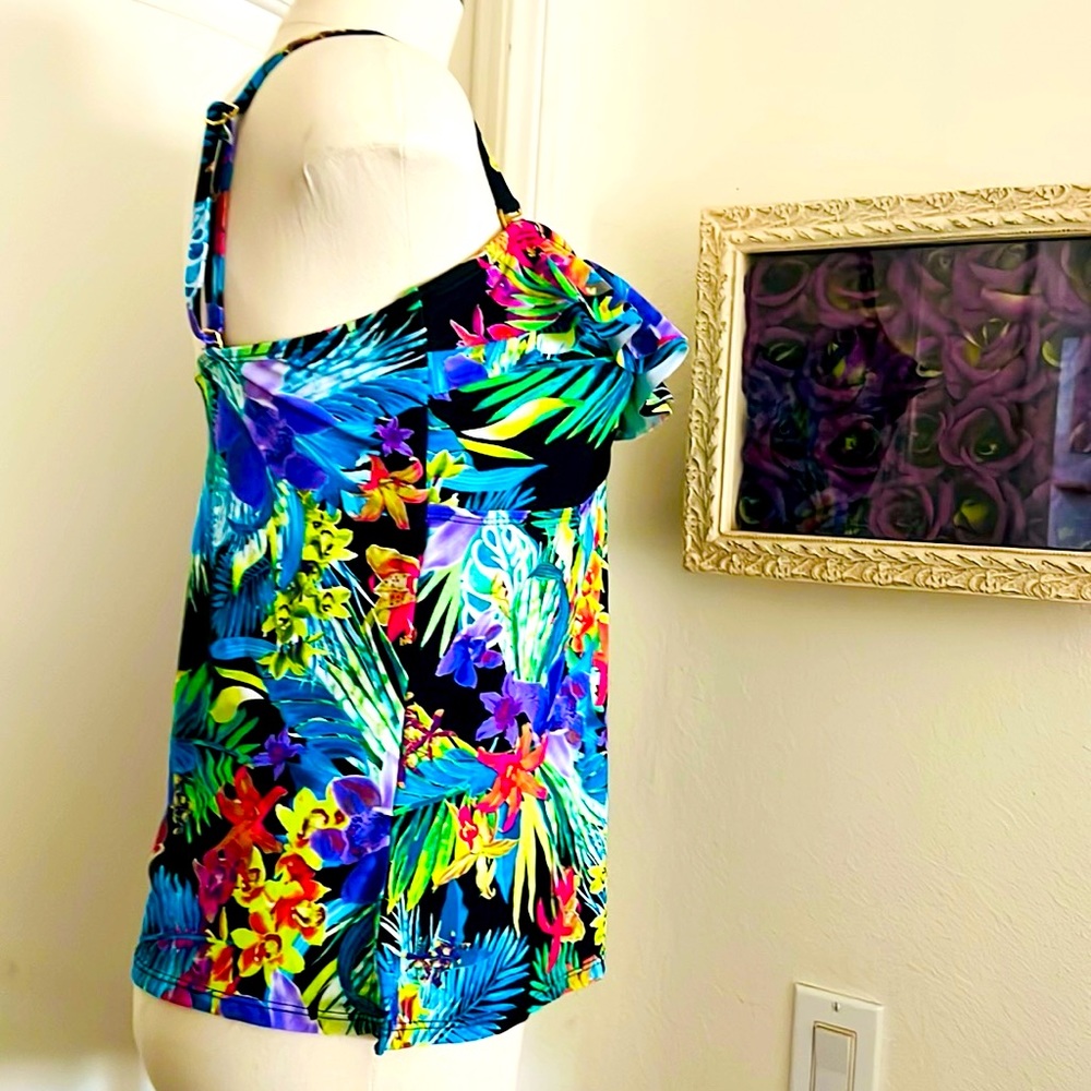 Island Escape~ Vibrant Tankini - Picture 7 of 14